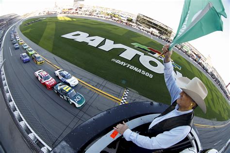 green flag time nascar