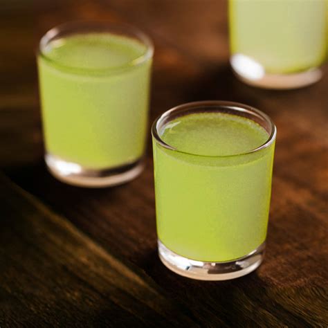Classic Green Tea Shot Recipe Green tea shot, Shot recipes, Green