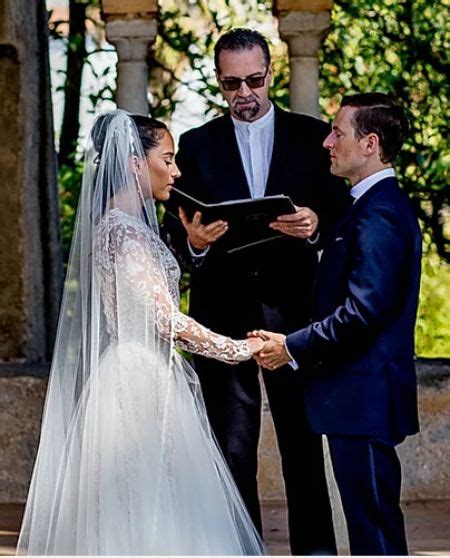 greg gutfeld wedding