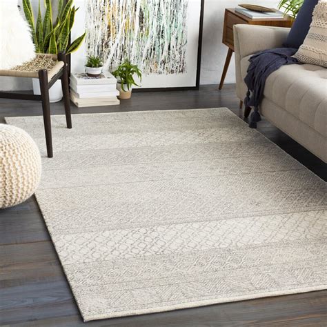 grey and cream geometric rug