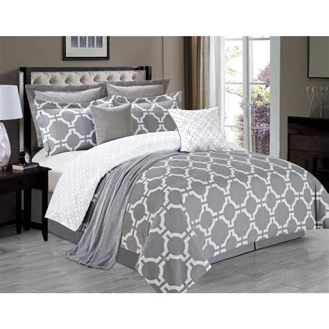 Grey Bedding with Pattern