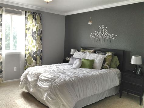 Grey Bedroom with a Patterned Wall