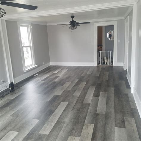 Grey hardwood floors in interior design and cool color combinations