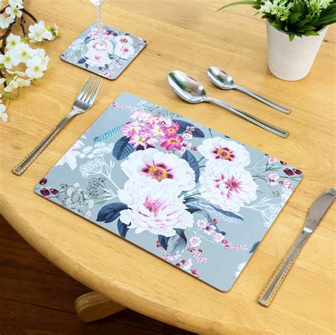 grey placemats and coasters
