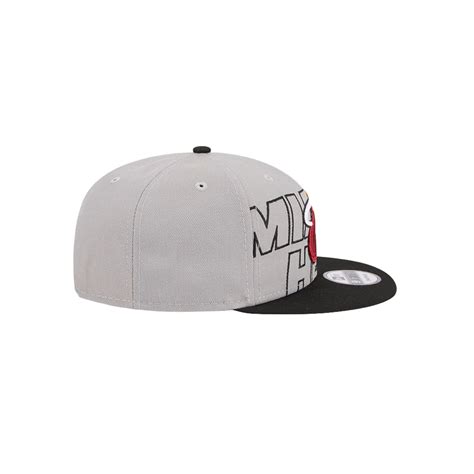 grey snapback hat