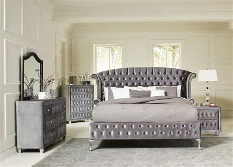 Grey Tufted King Bedroom Set