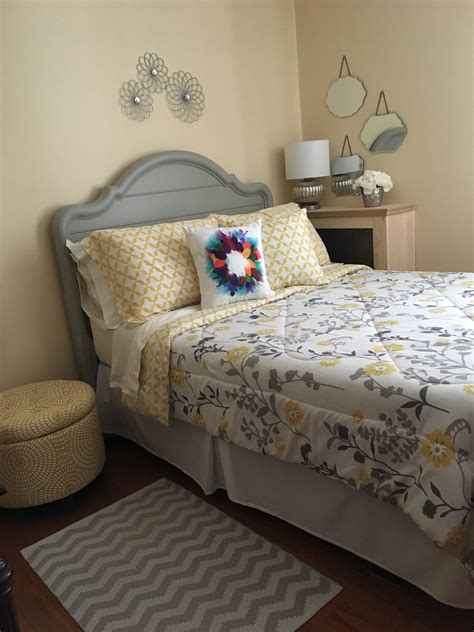 Grey Yellow Bedroom Decorating Ideas