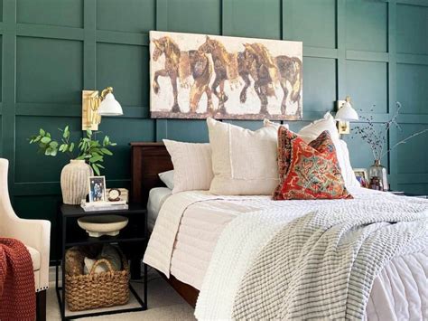 Grid Wall In Bedroom