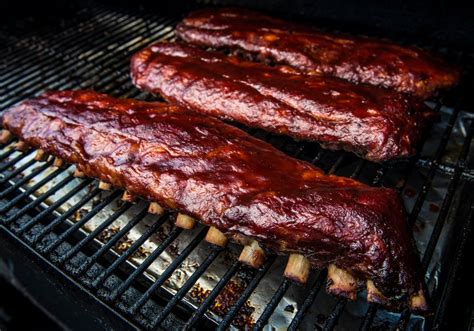 Grill Smoking Ribs