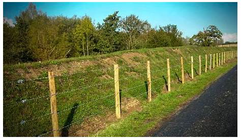 Réaliser sa clôture sur piquet bois Blog de NoviClous