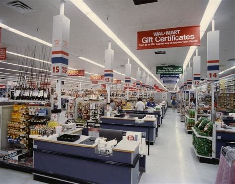 grocery stores in the 1990s