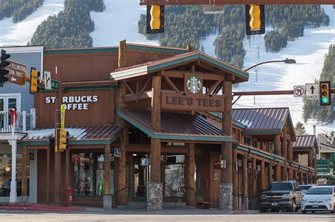grocery stores near jackson hole airport