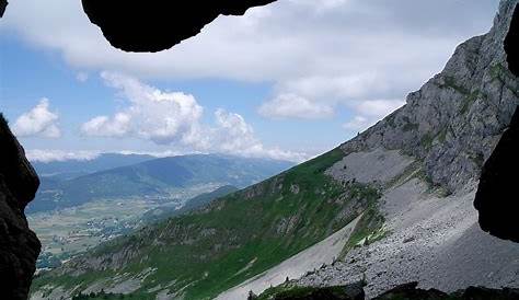 Randonnée journée : La Grotte de l'Ours et le Granier - Savoie Mont