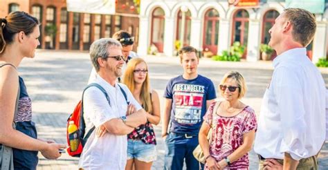 group tour sightseeing