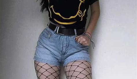 Grunge Leggings Outfit Spring 90s Aesthetic Fashion Style Inspired Looks s Clothes