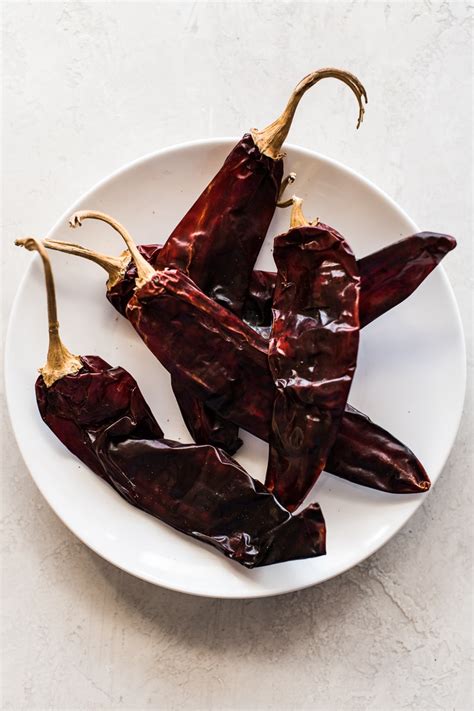 guajillo peppers spicy