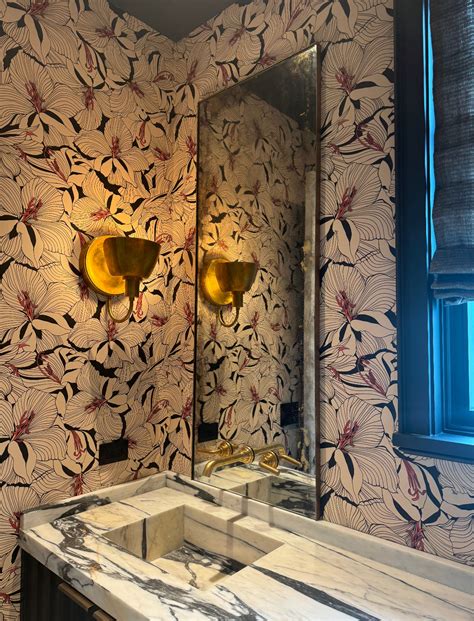 Gucci Bathroom Wallpaper