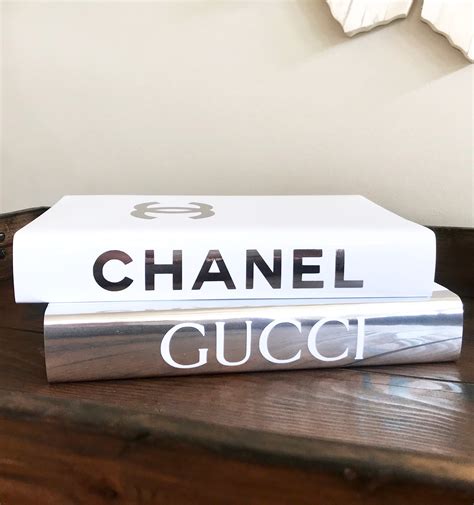 gucci fashion designer books