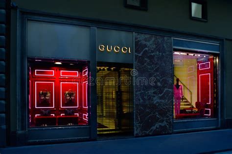 gucci store in florence