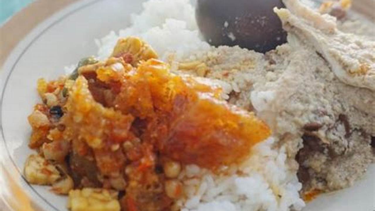 Nikmati Sensasi Kuliner Legendaris Yogyakarta: Gudeg Song Djie 01 Bu Atmo Godean
