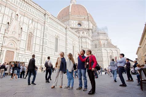 guided walk florence