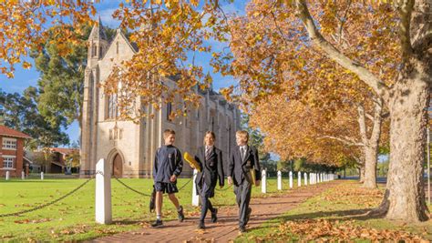 guildford grammar school reviews