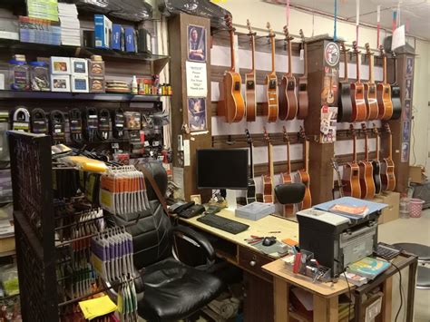 guitar shop in chandigarh