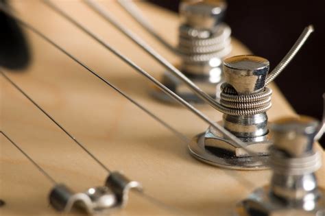 Guitar Strings Tuning Pegs