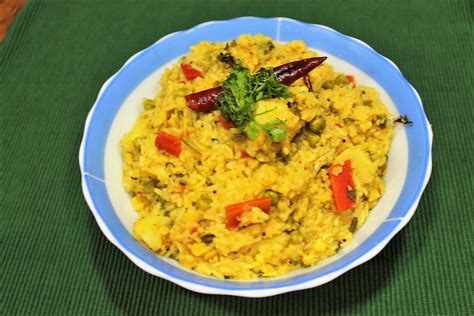 Gujarati Masala Khichdi Recipe Indian Vegetarian Recipe