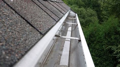 gutter cleaning and repair boston ma