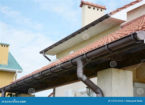Gutter Pipeline
