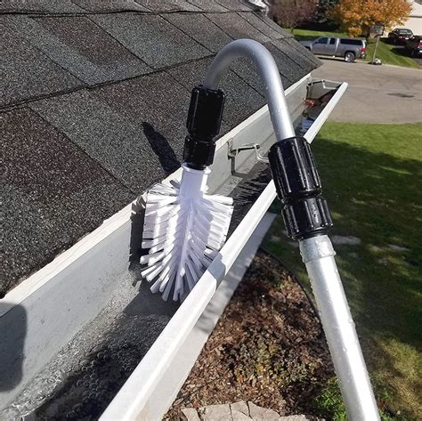 gutter-cleaning-tools