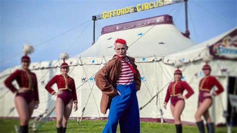 +25 Guy James Giffords Circus