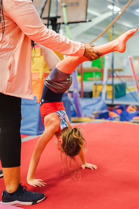Girls Gymnastics / Classes / Louisville Gymnastics