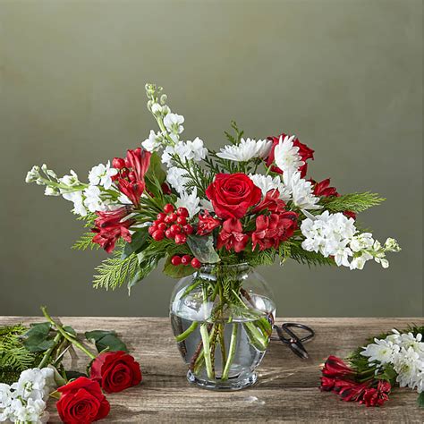 h-6022e-merry moment florist designed bouquet