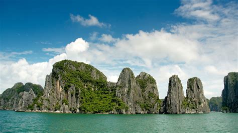 Keajaiban Ha Long Bay: Pesona Lautan Ajaib di Negara Vietnam