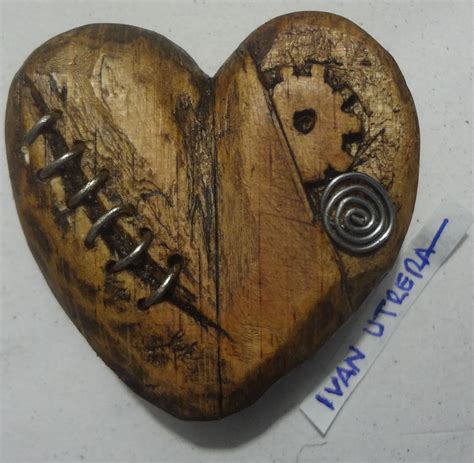 Pin by Yami Cerdas on DECOUPAGE Wooden hearts crafts, Valentine wood