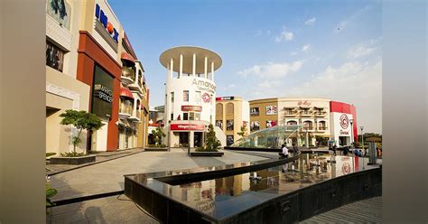 Hadapsar Amanora Mall