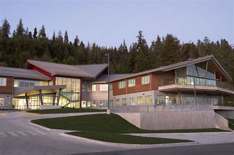 haida gwaii vet hospital