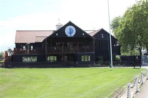 hainault forest golf club and hall hire