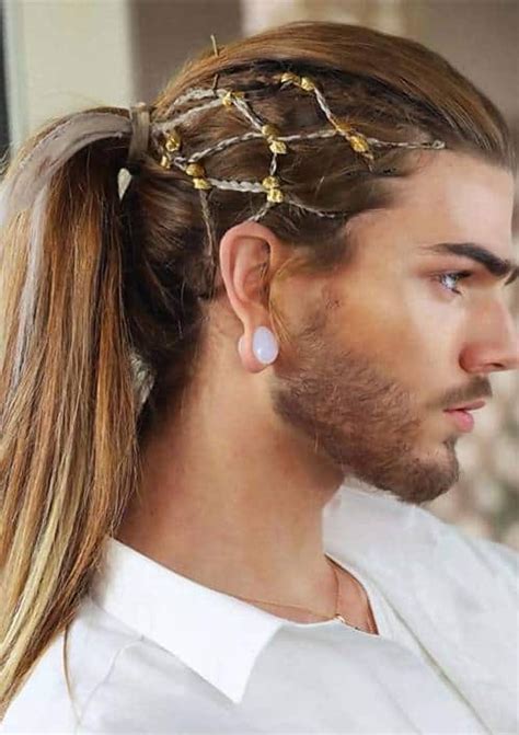  79 Stylish And Chic Hair Cuts For Long Straight Hair Male With Simple Style