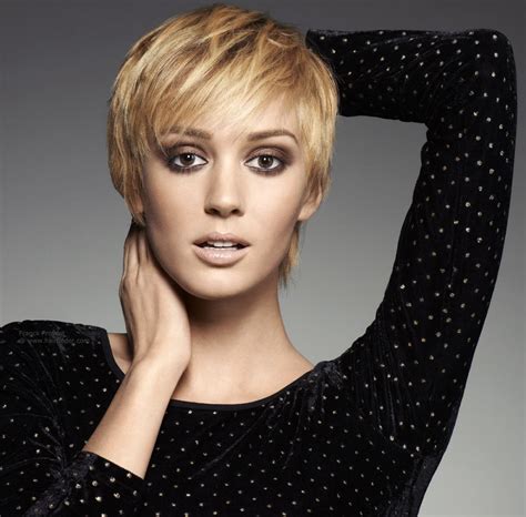 Perfect Hairdos For Short Hair With Bangs Hairstyles Inspiration