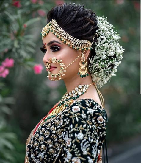 The Hairstyle For Short Hair In Indian Wedding With Simple Style