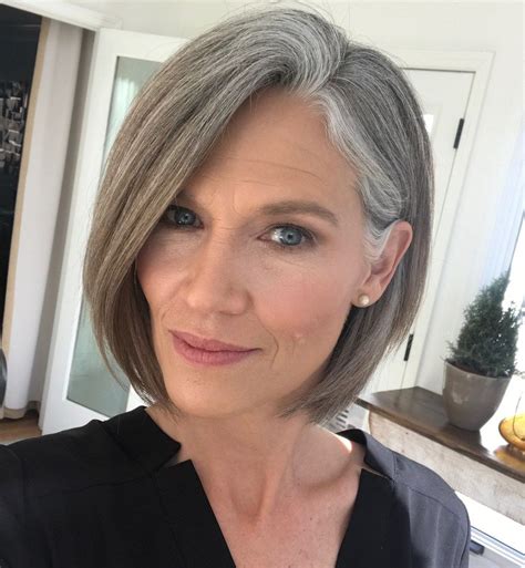 Fresh Hairstyles For Thick Grey Hair Over 50 Trend This Years