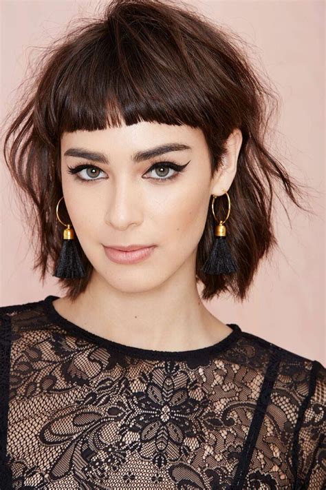 Free Hairstyles To Do With Short Hair And Bangs For New Style