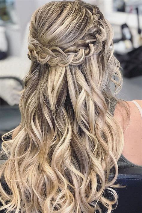 Stunning Hairstyles To Wear To A Wedding Trend This Years