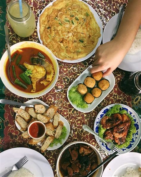 halal food in melaka