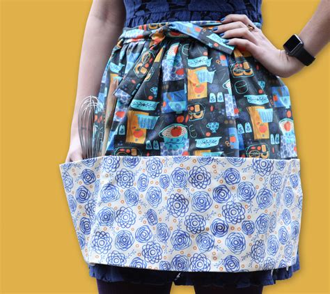 Half Apron With Pockets Retro