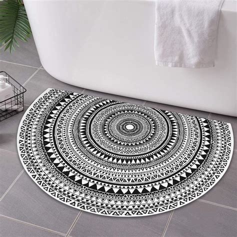 Half Circle Black Bath Mat