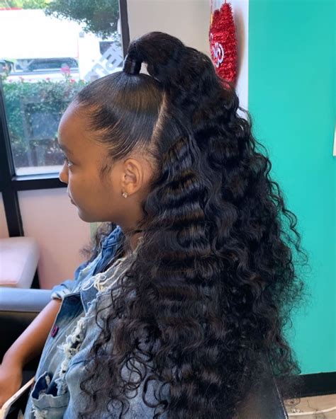 This Half Up Half Down Quick Weave Curly With Simple Style